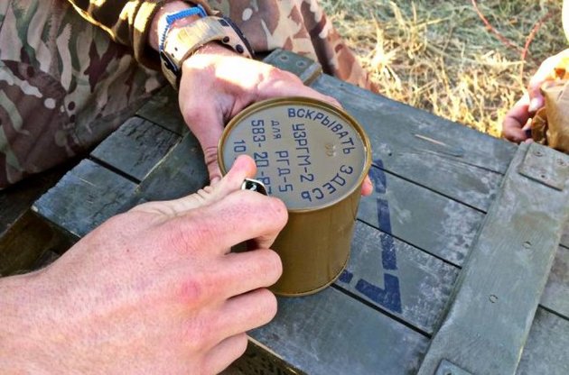 Армію годують консервами від хабарників