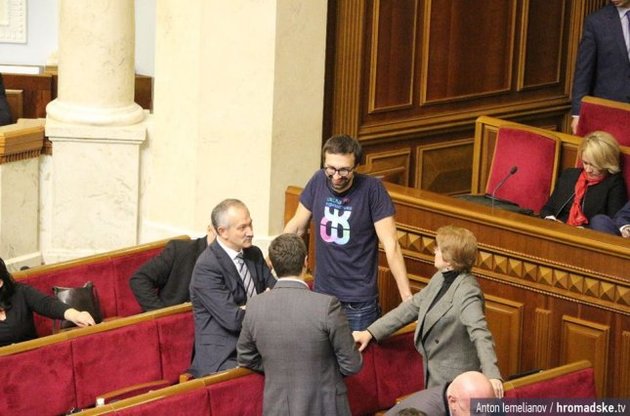 Лещенко рассказал свою версию того, как принимался закон о снижении кворума