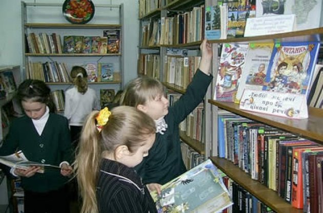 В школьных учебниках появятся произведения крымскотатарской литературы