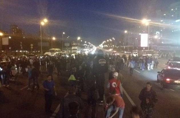 Протесты против строительства на Осокорках продолжаются еще с июня прошлого года