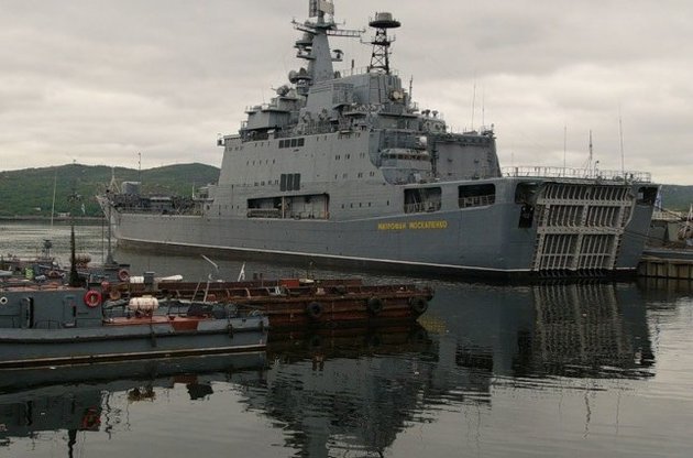 В России предложили заменить "Мистрали" требующими ремонта советскими кораблями