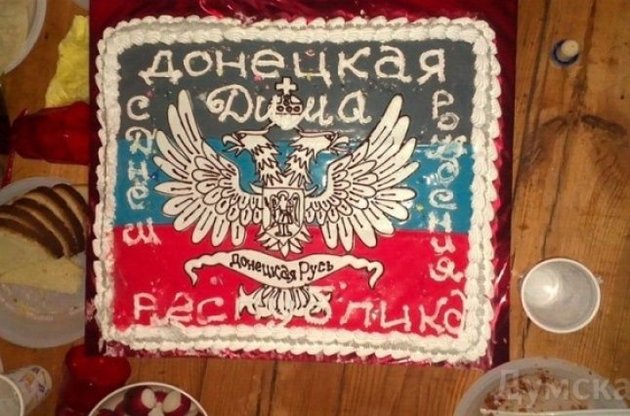 На святі церковника-помічника Ківалова знайшли торт "ДНР", зброю і "куртизанок" - ЗМІ