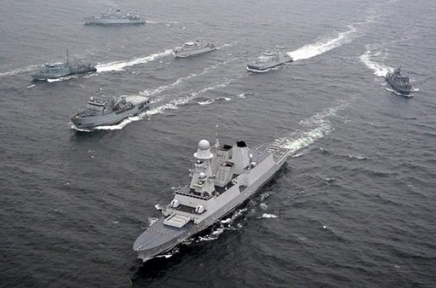 Латвія повідомляє про два військових корабля РФ біля своїх кордонів