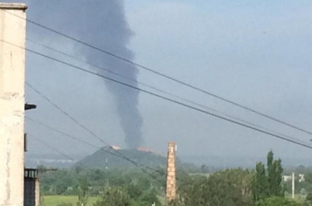 Пользователи соцсетей пишут о залпах орудий и столбах дыма в этом районе