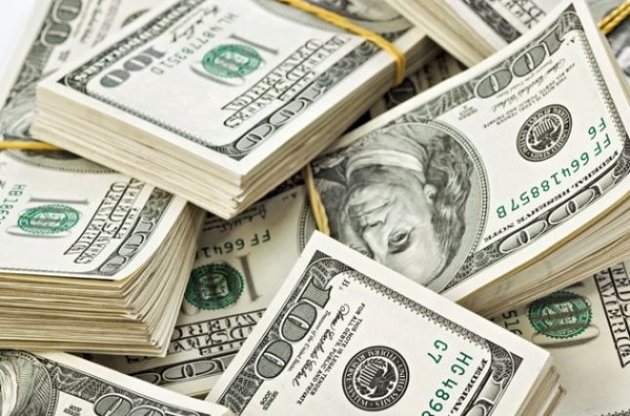 Джон Поулсон является основателем компании &laquo;Paulson &amp; Company&raquo;, хеджевый фонд которой составляет 19,5 млрд дол