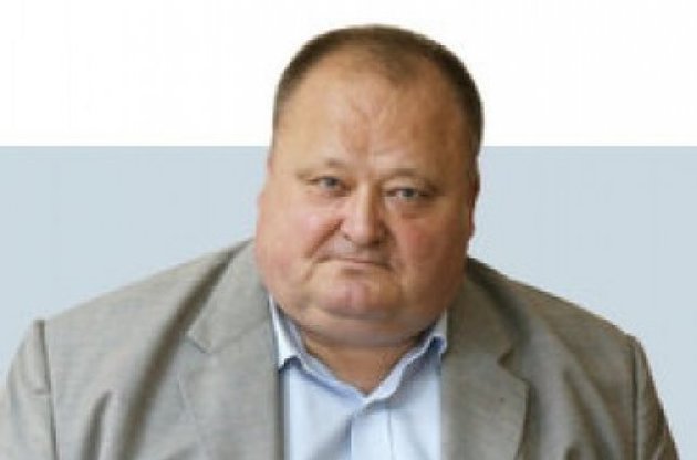 Бондаренко возглавлял ДАК и был уволен после Революции достоинства согласно закону &quot;Об очищении власти&quot;