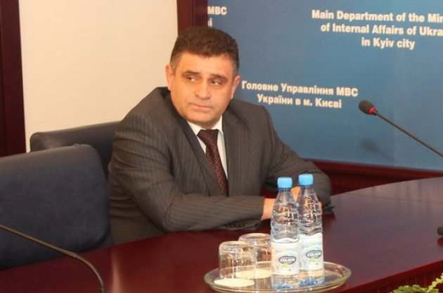 Начальник Киевской милиции уволен по закону о люстрации