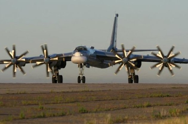 В Росії у стратегічного бомбардувальника Ту-95 при зльоті загорівся двигун, є постраждалі