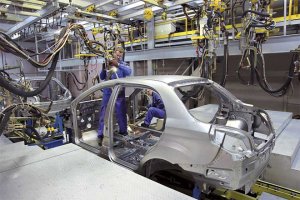Производство автомобилей в Украине сократилось почти в 12 раз