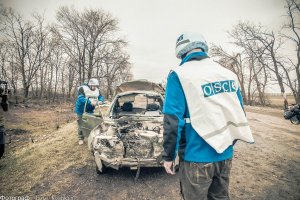 За выходные в ОБСЕ насчитали в зоне АТО около 800 взрывов