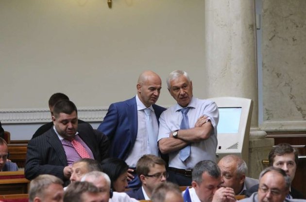 Депутатов змуять отчитываться о расходах