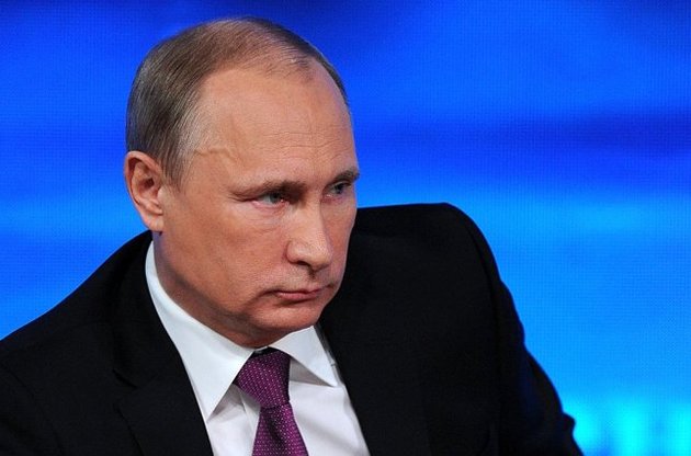 Більшість росіян вважають, що Путін повинен нести відповідальність за корупцію - опитування