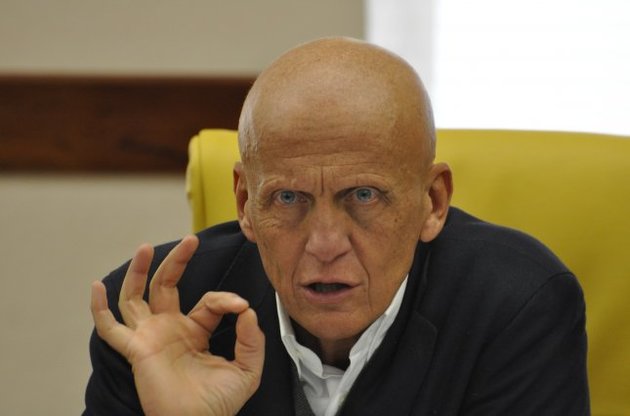 Коллина работает в Украине уже 5 лет