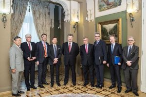 Послы стран G7 встретились с Порошенко, чтоб поддержать Украину