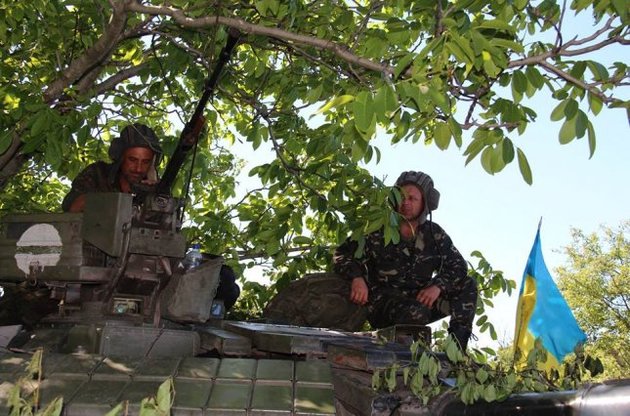 Наиболее активно враг обстреливал позиции сил АТО в Марьинке