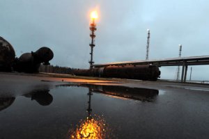 Нефть Brent незначительно дешевеет