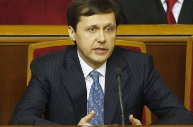 Яценюк хоче звільнити главу Мінекології Ігоря Шевченка