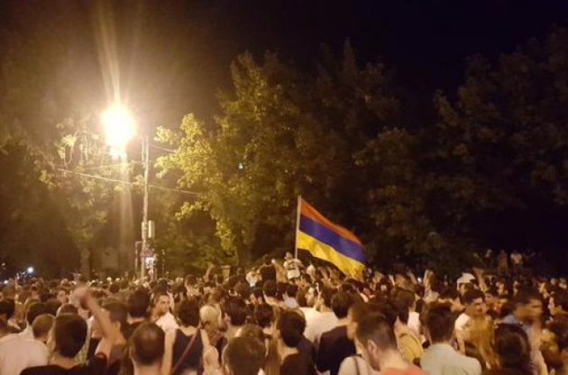 Уряд Вірменії знову відмовився переглядати тарифи на електрику