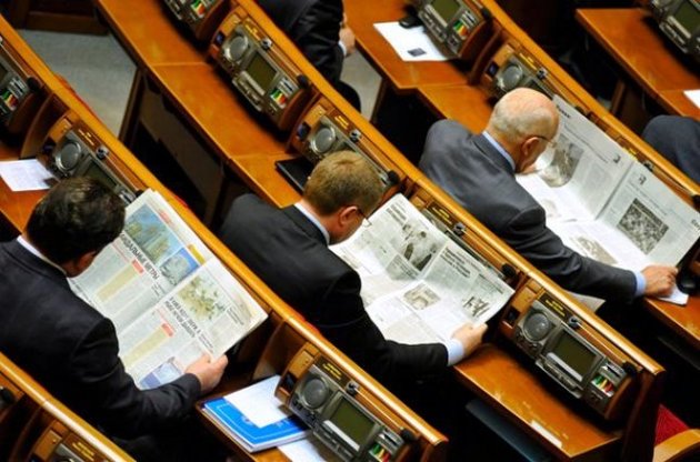 Депутаты Рада поддерживают отставку Шевченко