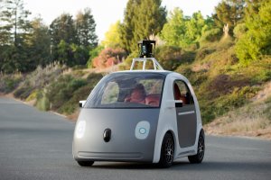Google почав випробування прототипу самокерованої машини