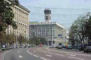 Киевская власть изменила пешеходный режим Крещатика