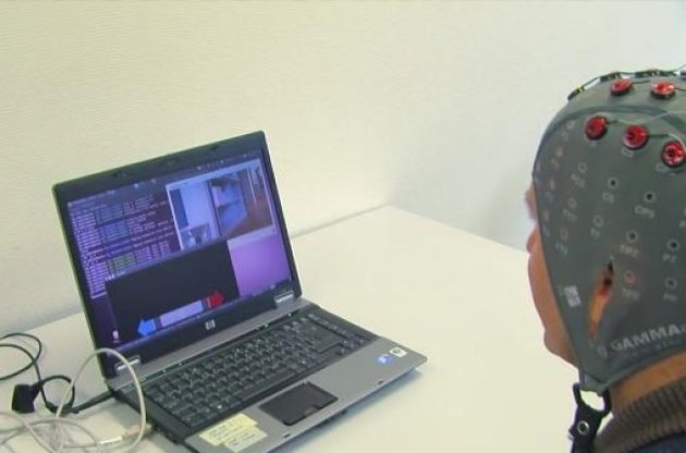 Рухливий робот дозволить паралізованим людям гуляти і спілкуватися, не виходячи з дому