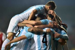 Аргентина разгромила Парагвай и вышла в финал Кубка Америки