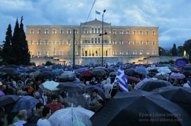 Почти половина греков хотят проголосовать на референдуме за принятие соглашения с кредиторами