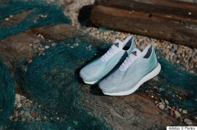 Adidas создала кроссовки из мусора со дна океана