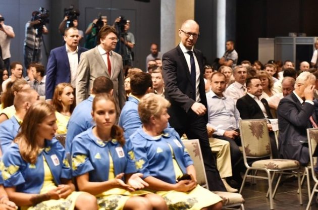 Яценюк встретился с министром Ждановым