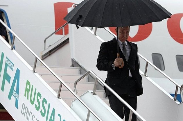 Путін прибув на саміт БРІКС в Уфі