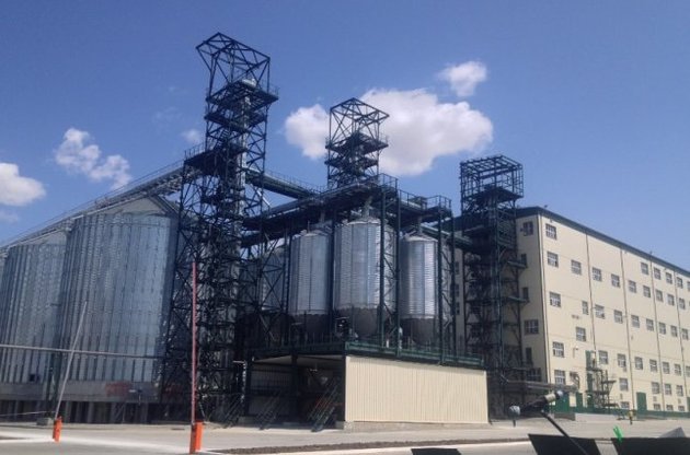 В «Южном» запустили крупнейший в Украине маслоэкстракционный завод