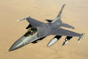 Авиация Ирака уничтожила 130 боевиков ИГИЛ за сутки