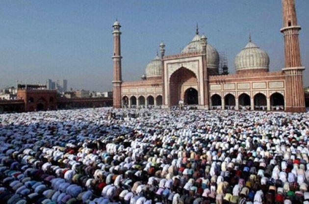 Традиція святкування дня розговіння бере свій початок з часів пророка Мухаммеда, з 624 року