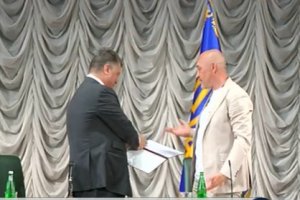 Порошенко призначив волонтера Туку головою Луганської адміністрації