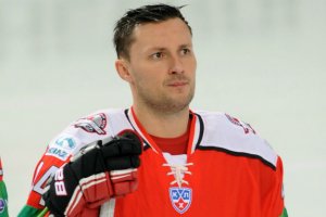 Зірковий ветеран українського хокею повернувся в "Донбас"