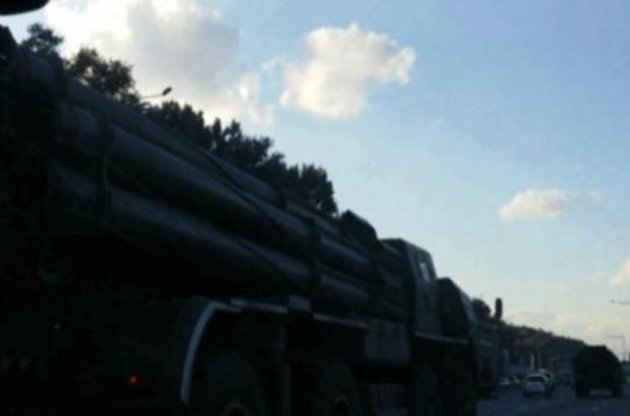Колонна из 300-мм реактивных "Смерчей" проехалась по Киеву