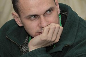 Військовий суд у справі Сенцова зачитав свідчення Чирнія і показав відео