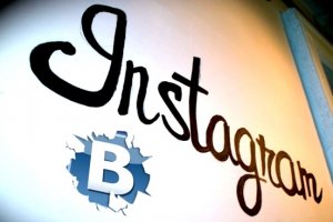 "ВКонтакте" отключил ссылки на Instagram