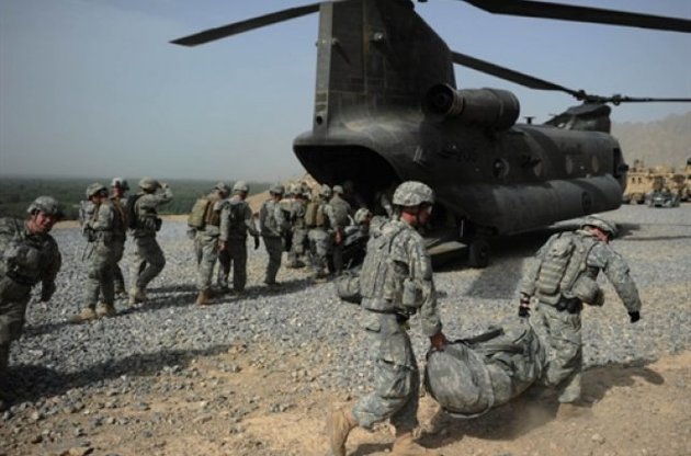 В Афганистане разбился вертолет, погибли 17 человек