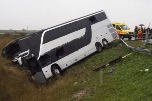 В Румынии перевернулся автобус с украинцами: двое погибли, 48 пострадали