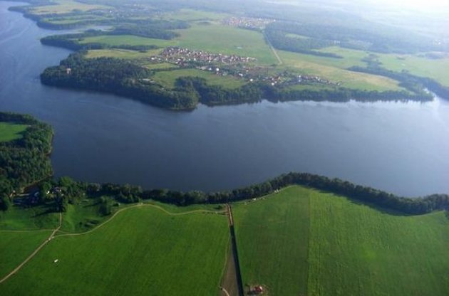 У небі над Істринським водосховищем в Підмосков&#039;ї зіткнулися гідроплан і вертоліт