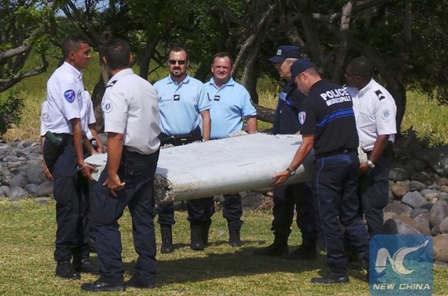 Малайзия подтвердила принадлежность найденного обломка исчезнувшему "Боингу" MH370