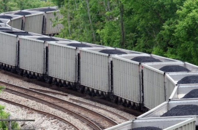 В Кабмине анонсировали запуск поезда для вывоза угля из Донбасса