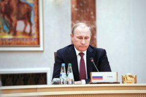 Путин отвлекает внимание от Украины с помощью Сирии – WSJ