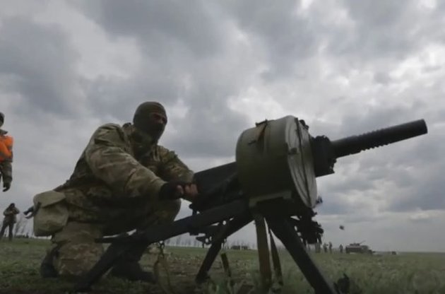 90-минутный фильм разделен на своеобразные новеллы и блоки-хроники