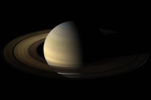 Астрофізики пояснили виникнення кільця F Сатурна зіткненням його супутників