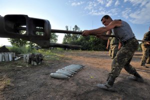 Бойовики обстріляли Мар'їнку і Красногорівку з артилерії, поранені двоє українських військових