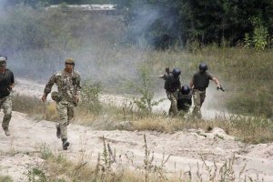 В зоне АТО за сутки трое украинских военных получили ранения, погибших нет