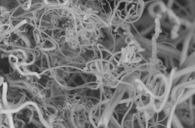 Вчені отримали вуглецеві нановолокна з атмосферного вуглекислого газу